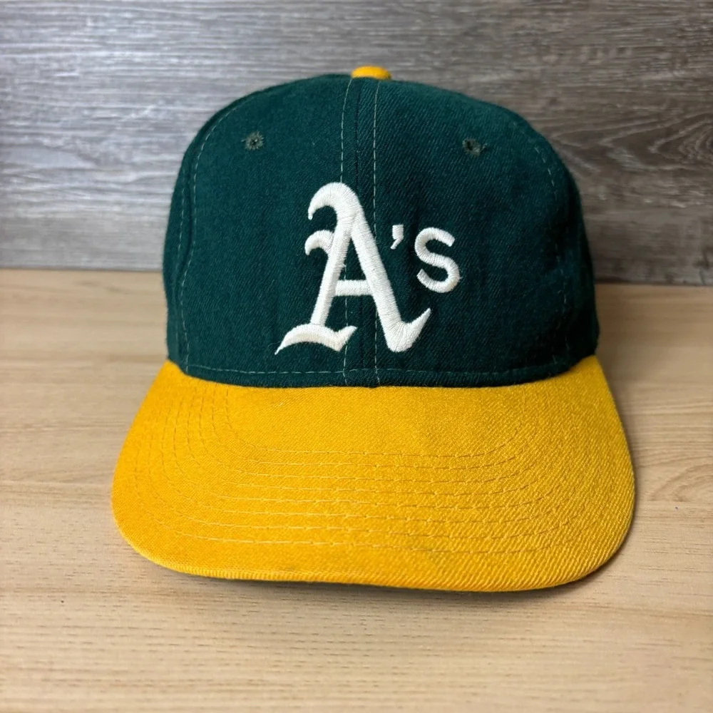 Vintage Oakland Athletics Hat Cap Fitted 7 Green Wool New Era USA Made